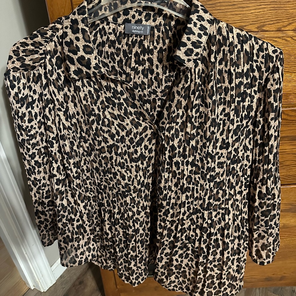 Animal print blouse.  Like new